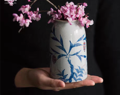 转卖景德镇手绘青花陶瓷花器家居装饰摆件复古...
