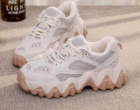 转卖环球2020冬季新款百搭ins潮流超火...