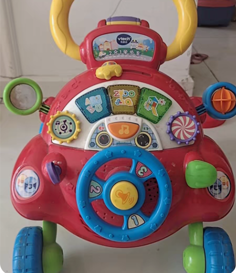 伟易达学步车九成新 感兴趣的话点“我想要”...