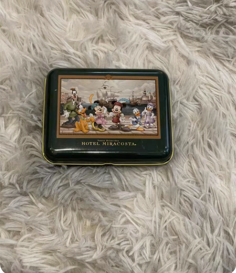 迪士尼酒店收纳盒收藏小物 很可爱的小铁盒 ...