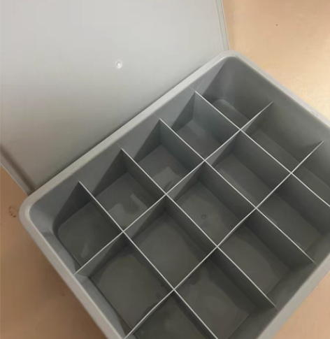 (剩下55个)全新彩色带盖收纳箱桌面储物箱...