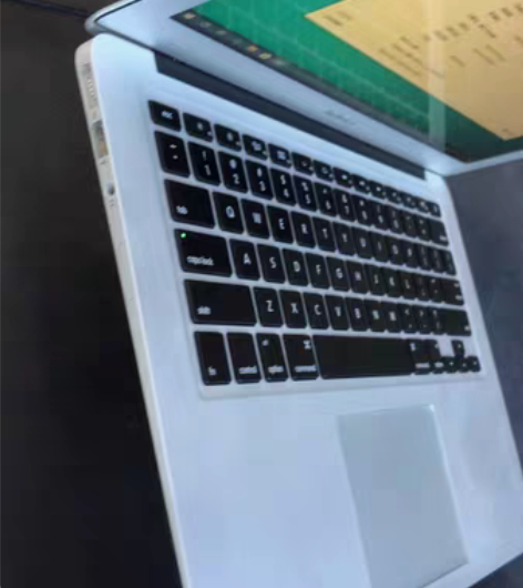 客户19年买的苹果air i5-5250U...