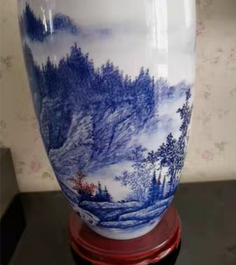 景德镇名家手绘艺术收藏陶瓷瓶(配收藏证书）...