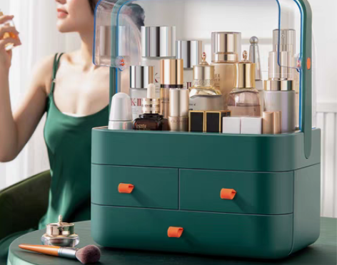 转卖网红化妆品收纳盒宿舍桌面防尘家用整理箱...