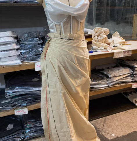 原创立裁｜礼服 服装设计作业 三视图 制作...