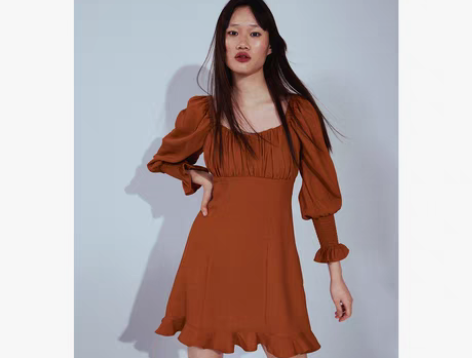 转卖【特卖价】UR春季新品女装修身收腰显瘦...