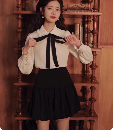 linjou玲玖半身裙女高腰花苞裙a字短裙...