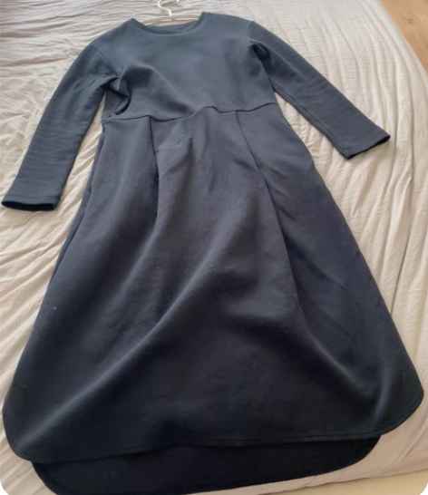 Muji极简风蓝黑色长裙 裙后比裙前要长一...