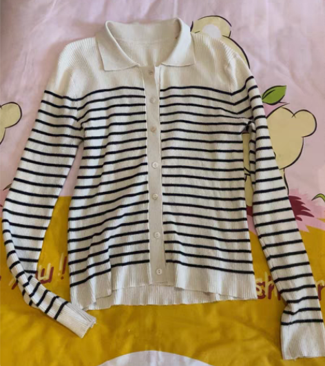 转卖条纹针织上衣半身裙两件套港风复古网红盐...