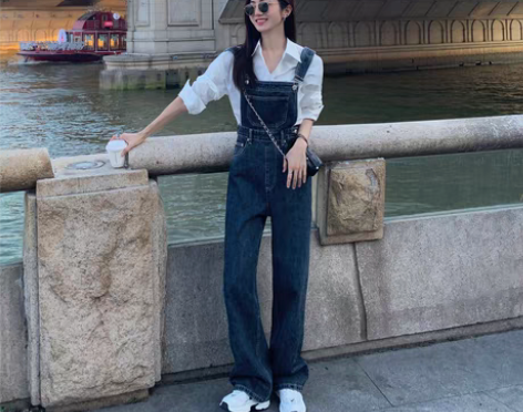 转卖MULVAN复古高腰牛仔裤女阔腿背带裤...