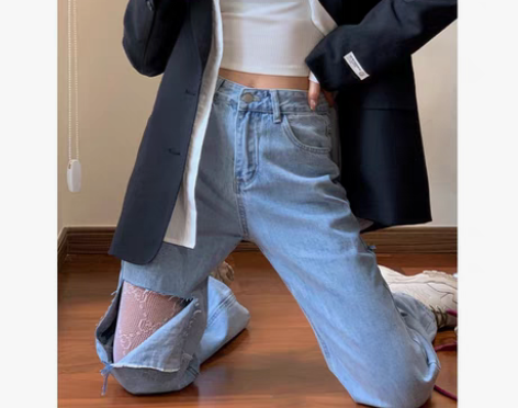 转卖大码破洞牛仔裤女减龄微胖女生穿搭直筒高...