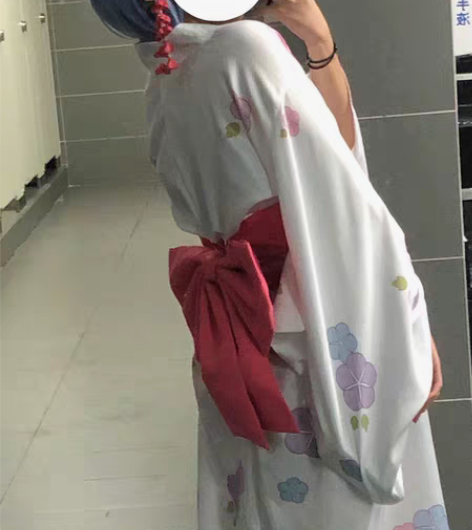 包邮回血大刀 出绝色漫雷姆浴衣 无手提袋和...