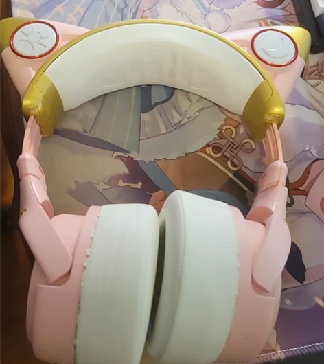 妖舞耳机魔法少女小樱联名版 如图有部分使用...