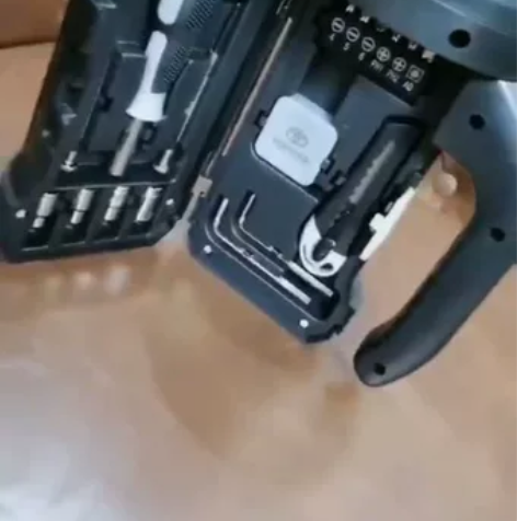 丰田TOYOTA 便携车载手电工具组合套装...