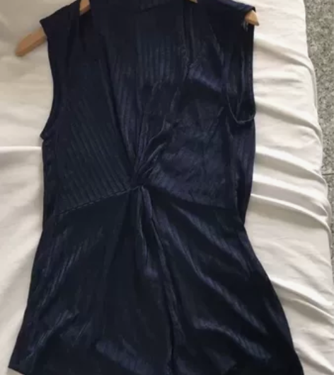 dkny深蓝背心吊带女 肩宽约33胸围约8...