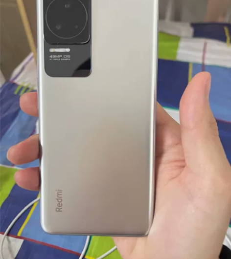 自用红米K50  银迹 8+256 天玑8...