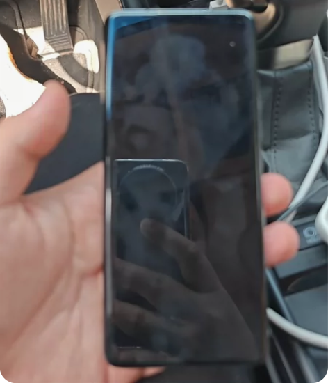 荣耀Magic4Pro，12+256，几乎...