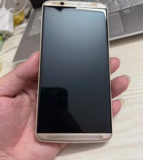 中兴a2017 4+64G 刚换全新电池 ...