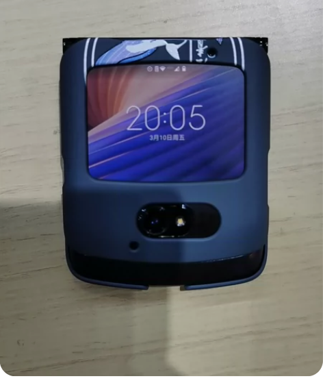 摩托罗拉razr5G内存256外观完美 感...