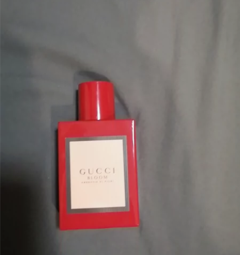 朋友生日送的GUCCIP牌香水，货真价实，...