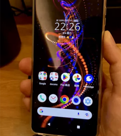 太多手机用了，闲置一台夏普R5G白色（稀少...