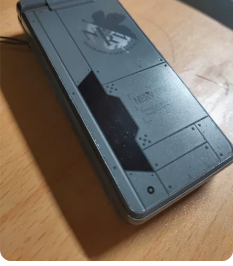 EVA限定手机  夏普SH06A sh06...