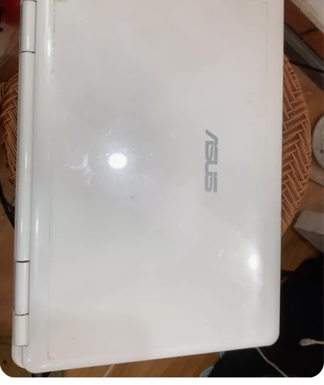 笔记本电脑 感兴趣的话点“我想要”和我私聊...