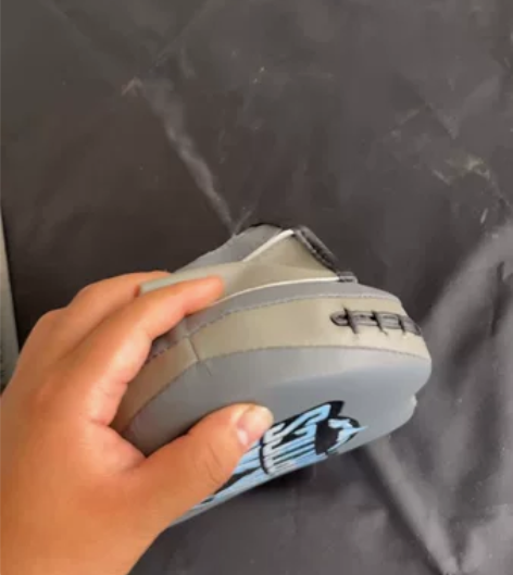 超纤小手靶速度靶精准训练弧形靶泰拳拳击散打...