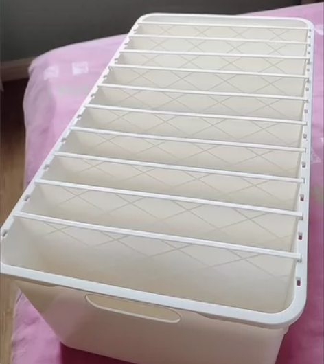 全新包邮裤子收纳神器牛仔裤分格整理衣柜衣服...