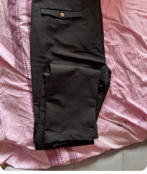 男士，黑色裤子，175.84A，中等厚度。...