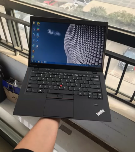 ThinkPad X1 Carbon！i7...