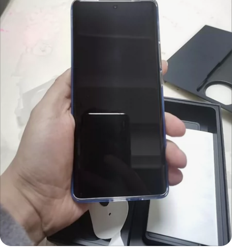 vivox90，黑色12+256，公司奖励...