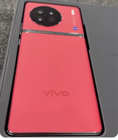 VIVO  X90 12+256G 和新机...