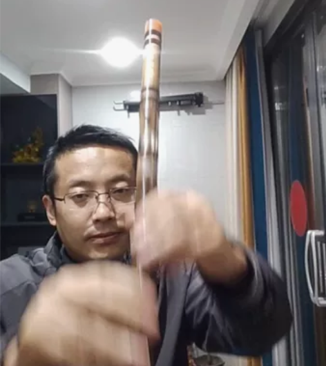 F调竹笛，紫竹两节单插，编号ZA18F，声...