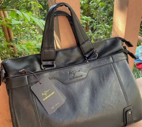 【商铺清柜处理】原价格588大容量袋鼠男包...