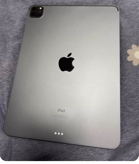 ipad pro2021款，11寸，使用半...