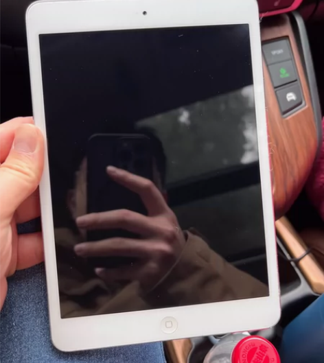 iPad mini第一代16g银色 85-...