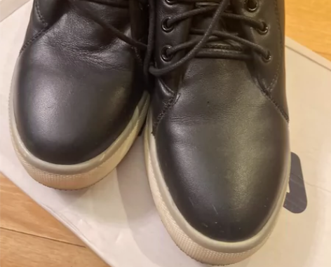 真皮内增高鞋，君太百货买的，38码，仅穿过...