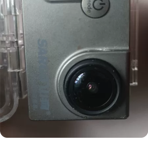 山狗运动相机，一堆配件固定装置 感兴趣的话...