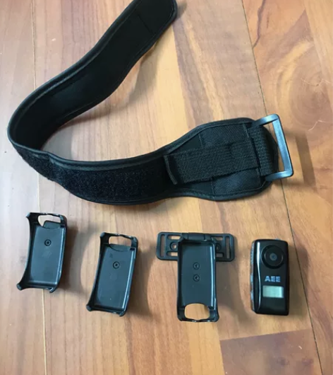 AEE运动摄像机，可拍照，可录音。带运动绑...