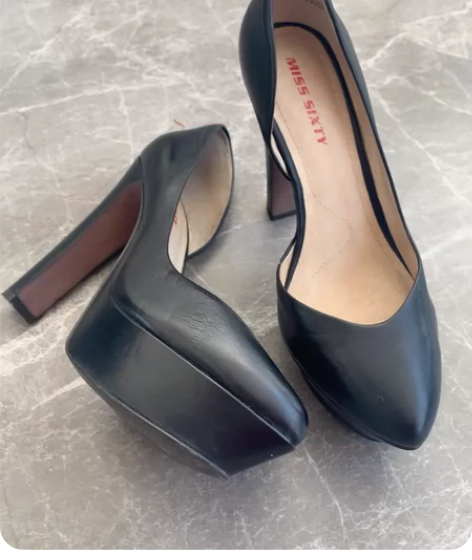 MISS SIXTY胎牛皮防水台高跟鞋 ，...