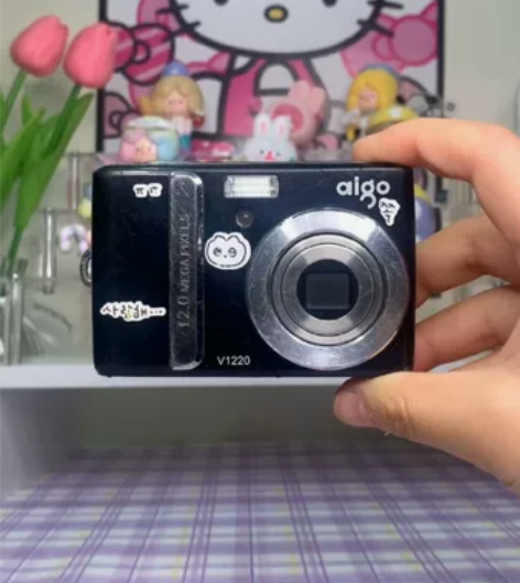:Aigo v1220 直接拍即可 不讲价...
