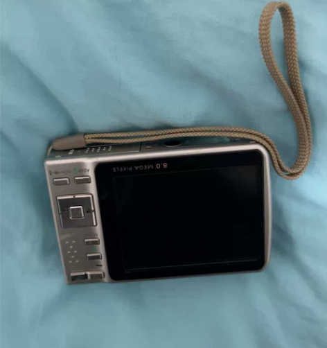 爱国者DC-V800相机，成色还可以，单机...