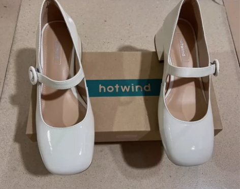 新款法式复古小皮鞋一字带玛丽珍鞋通勤单鞋中...