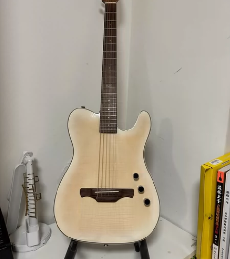 新手入门静音吉他，一套齐全，马上可以用，音...