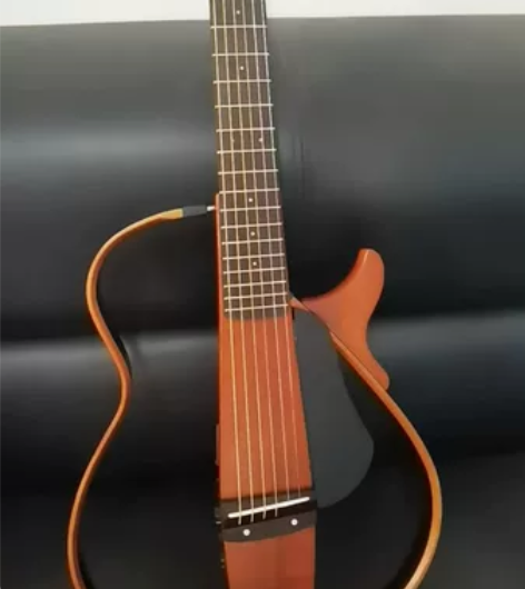 雅马哈静音吉他slg200s，原木色，几乎...