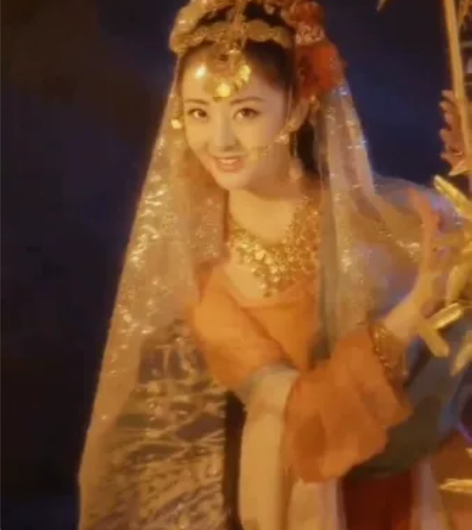 【出租】86版西游记玉兔精中秋限定绝版汉服...