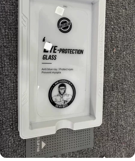 两片高清一片防蓝光的钢化膜 原价27.6 ...