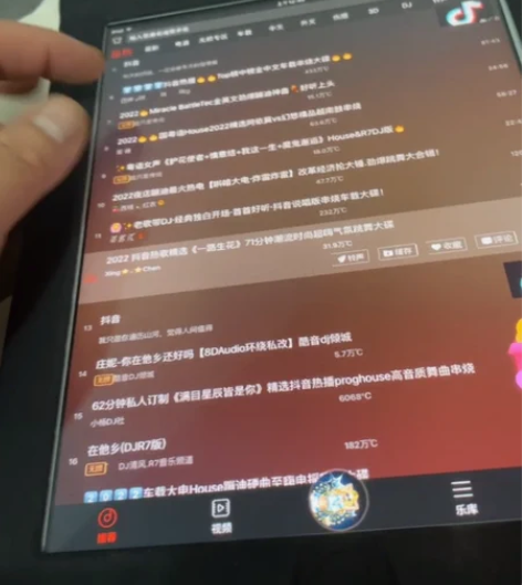 ipad2 32g 插卡 国行原来买的，就...