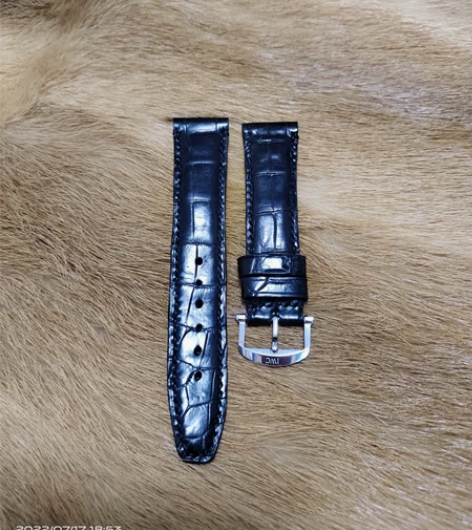 万国表带，双面鳄鱼皮，竹节纹十肚皮，20x...